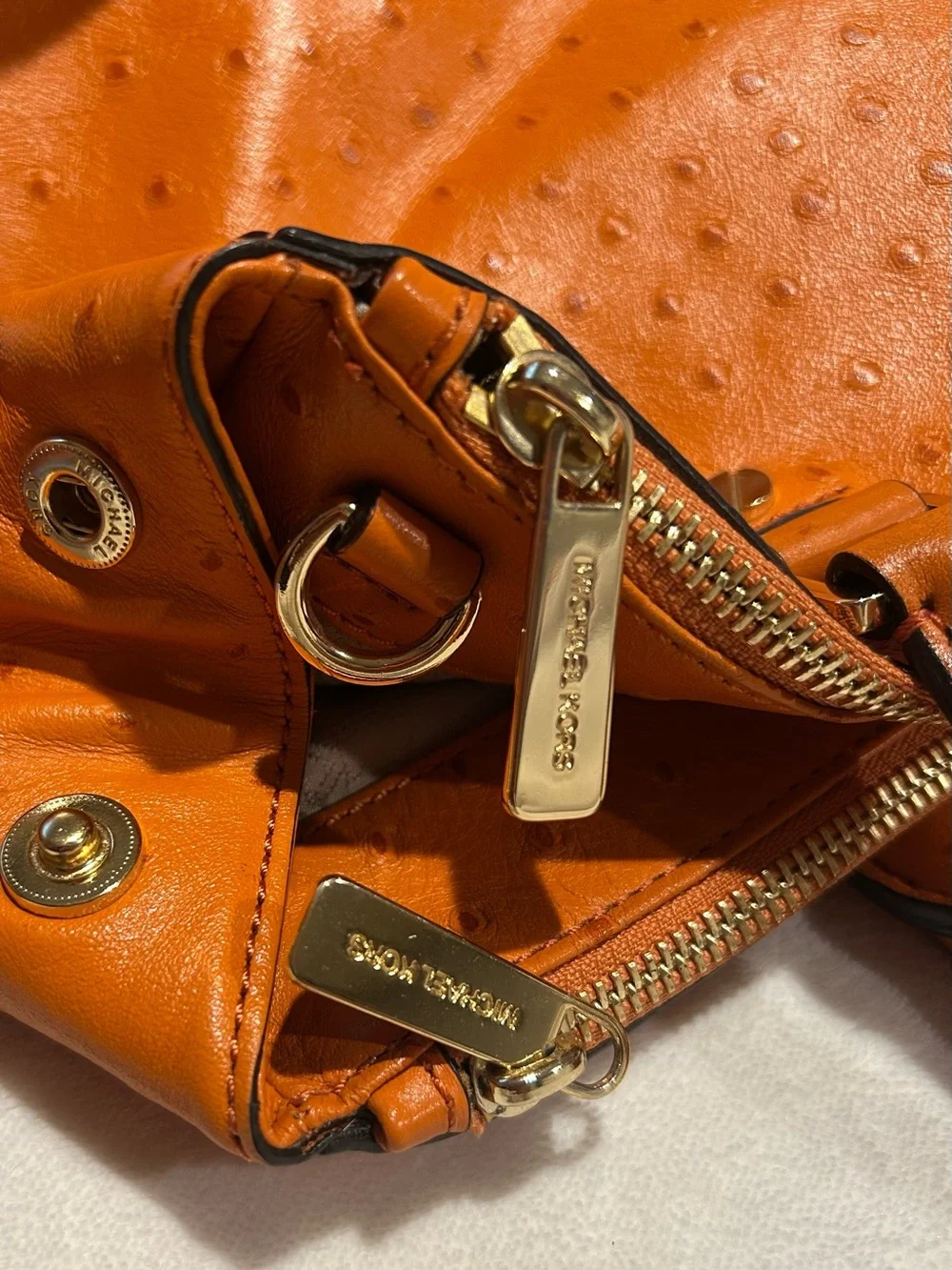 Michael Kors tone statement